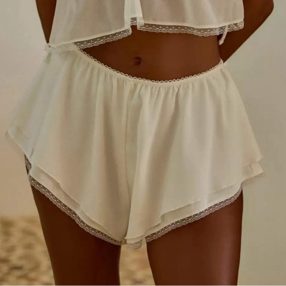 Kat The Label Tayla Short in Ivory